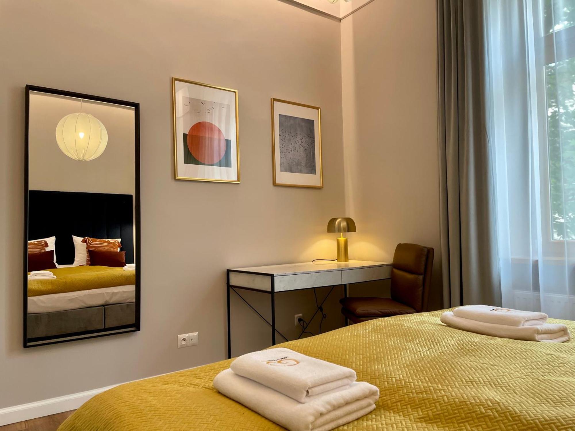 Golden Queen Apartments City Center Krakow Exterior photo